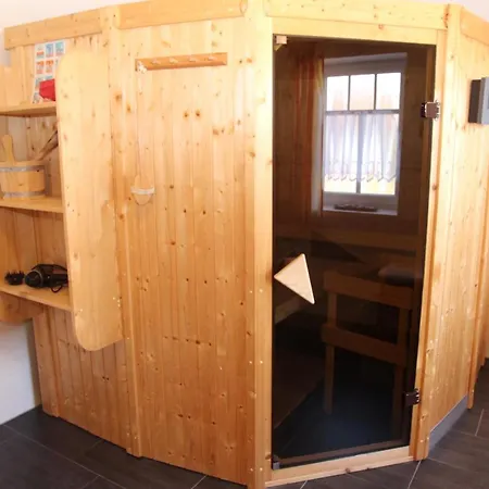 Holiday home Olle Warft Eilsum